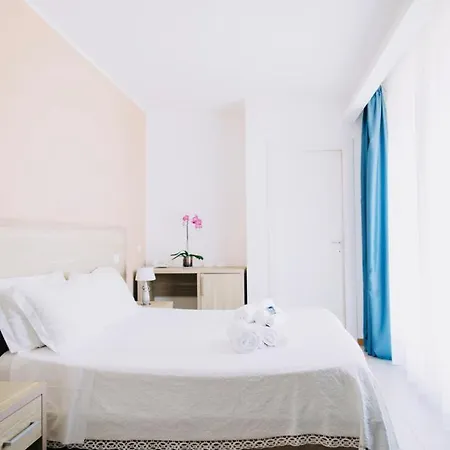 Hotel Sveva 3*